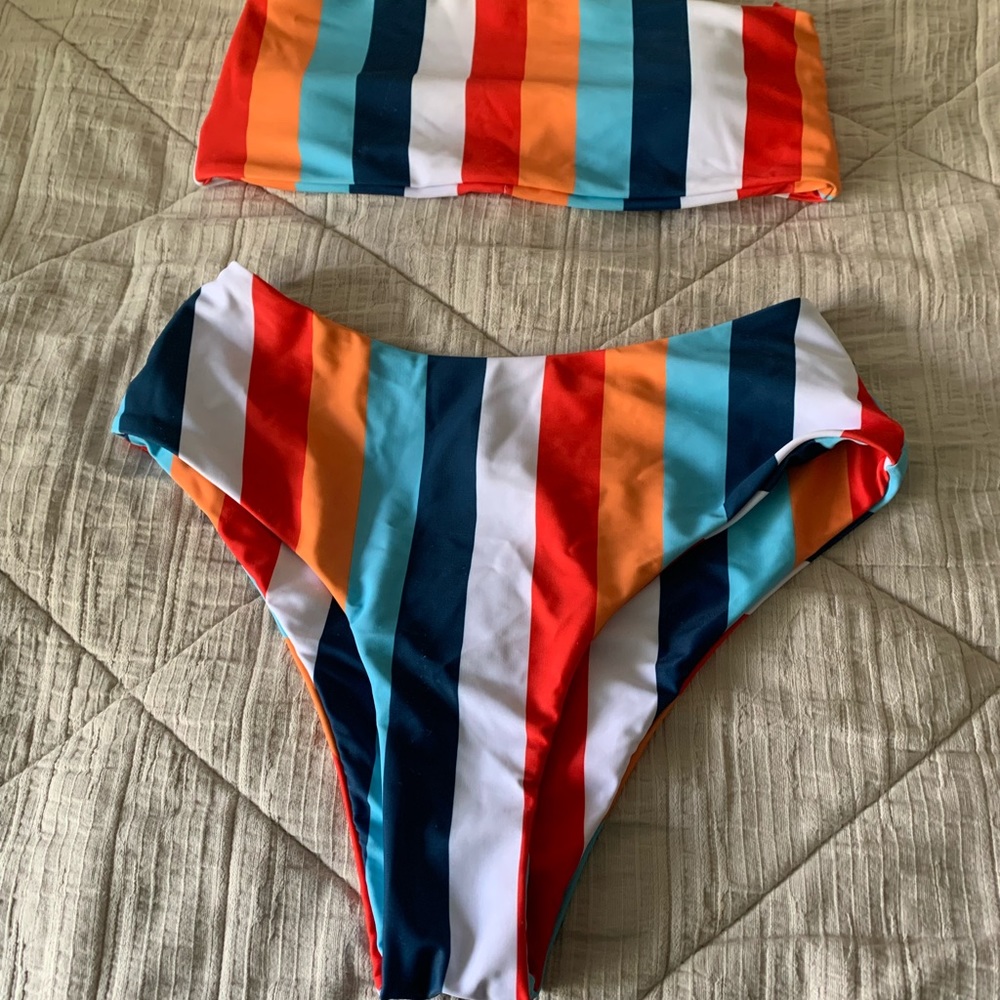 Women’s S Bathing Suit